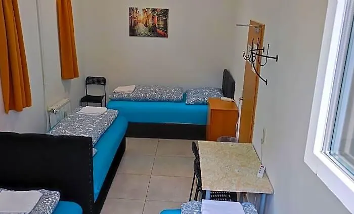 The Hotel 2*